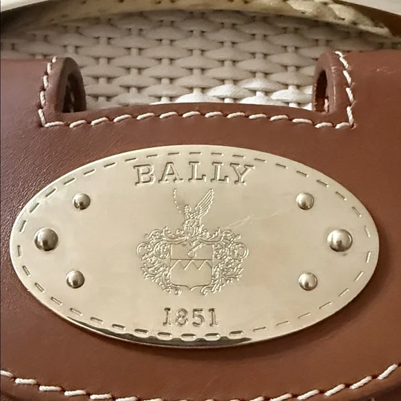 Bally Brown and Cream Woven Shoulder bag - Picture 11 of 15